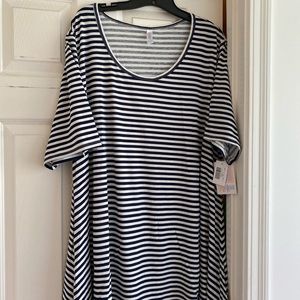 LulaRoe Navy and White 3x NWT Perfect Tee